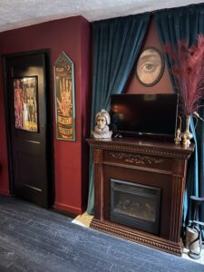 Living Room two Weary Traveler